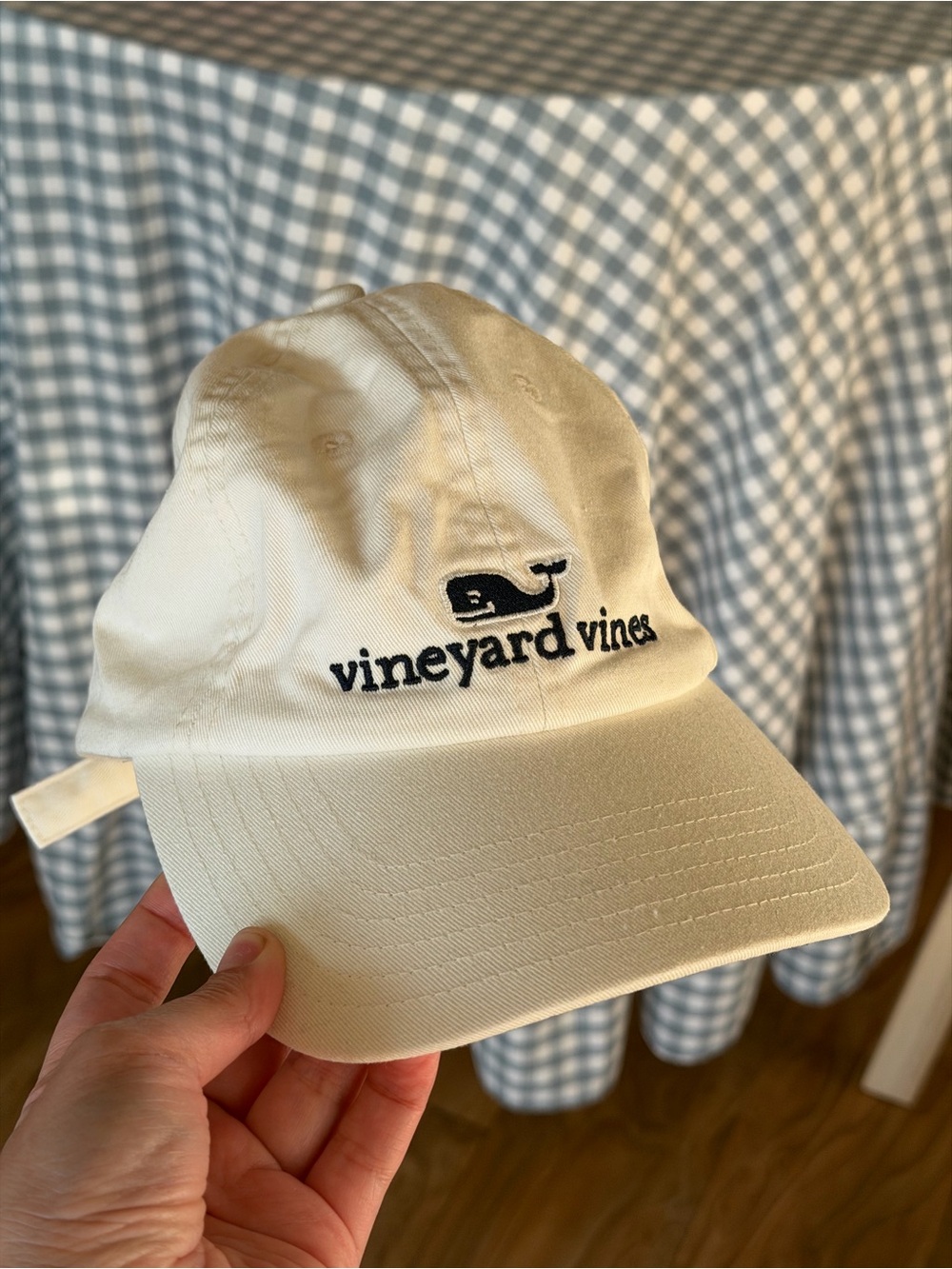 Vineyard Vines Classic Logo White and Navy Cap